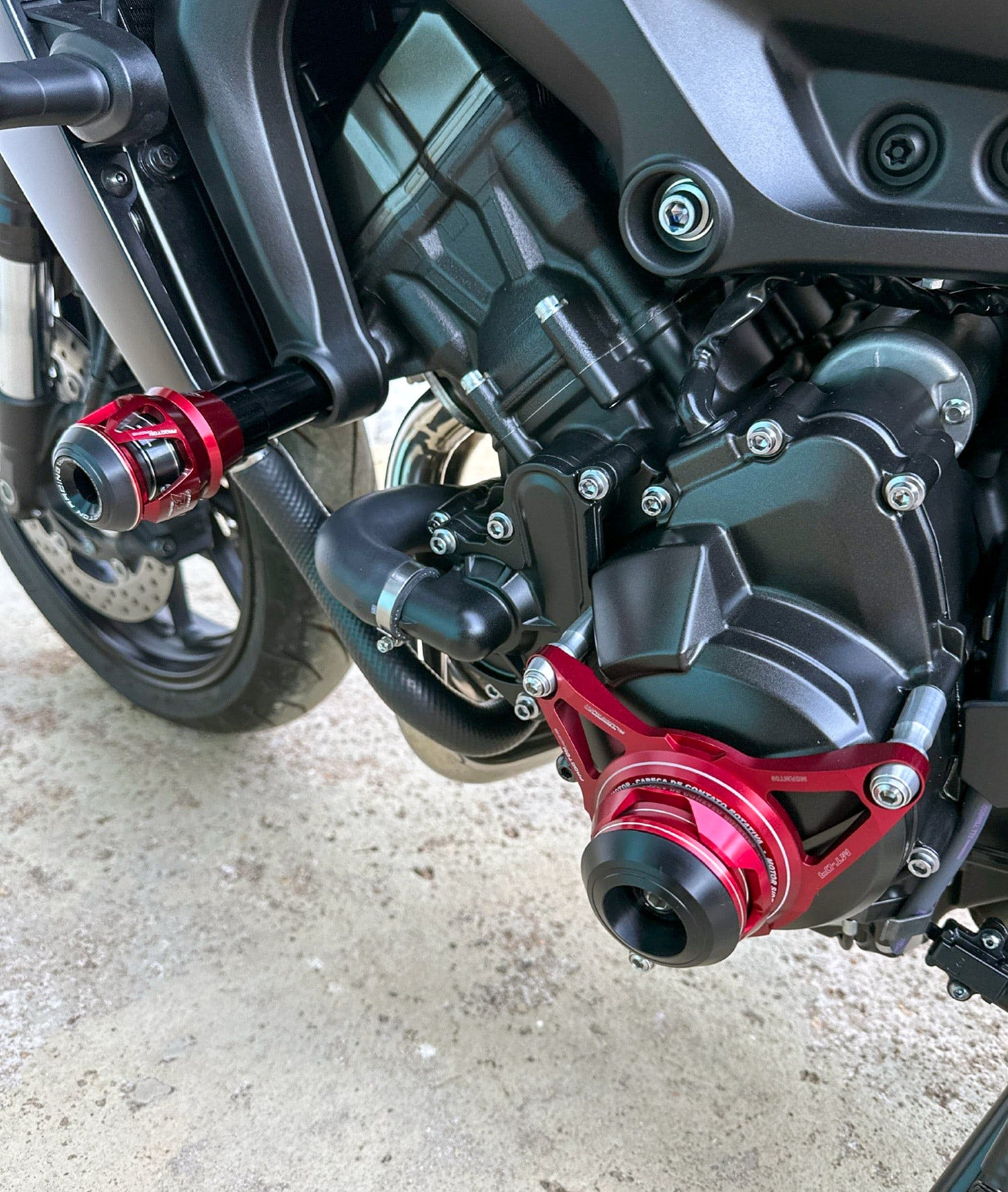 Procton Engine Cover Slider Case Protector - Left for Yamaha MT-09 / SP | FZ-09 | XSR 900 | Tracer 900 / GT