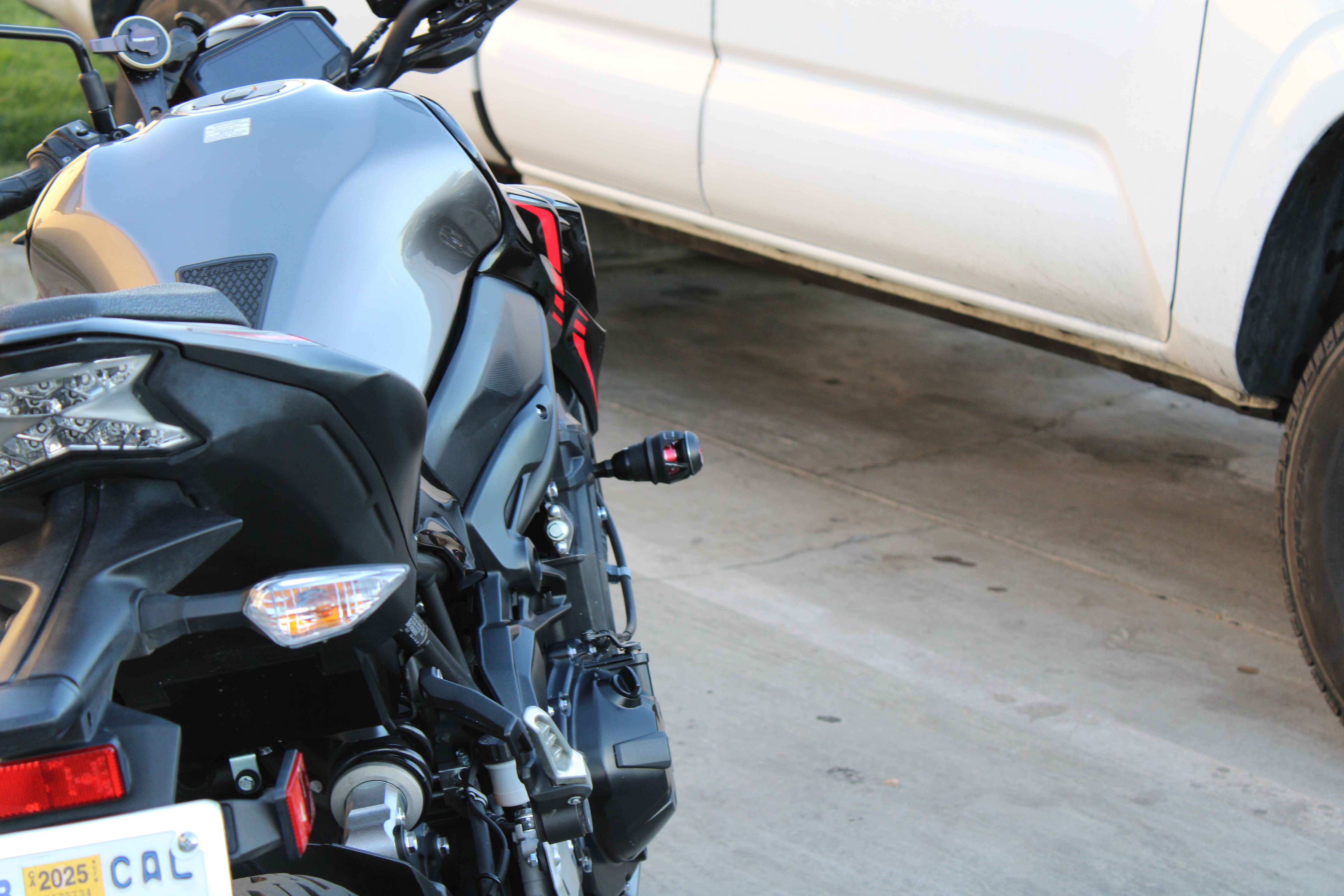 Kawasaki - Z900 /SE/R/RS CAFE (2017-on) - Procton Racing Rotational Impact System – Frame Sliders F1