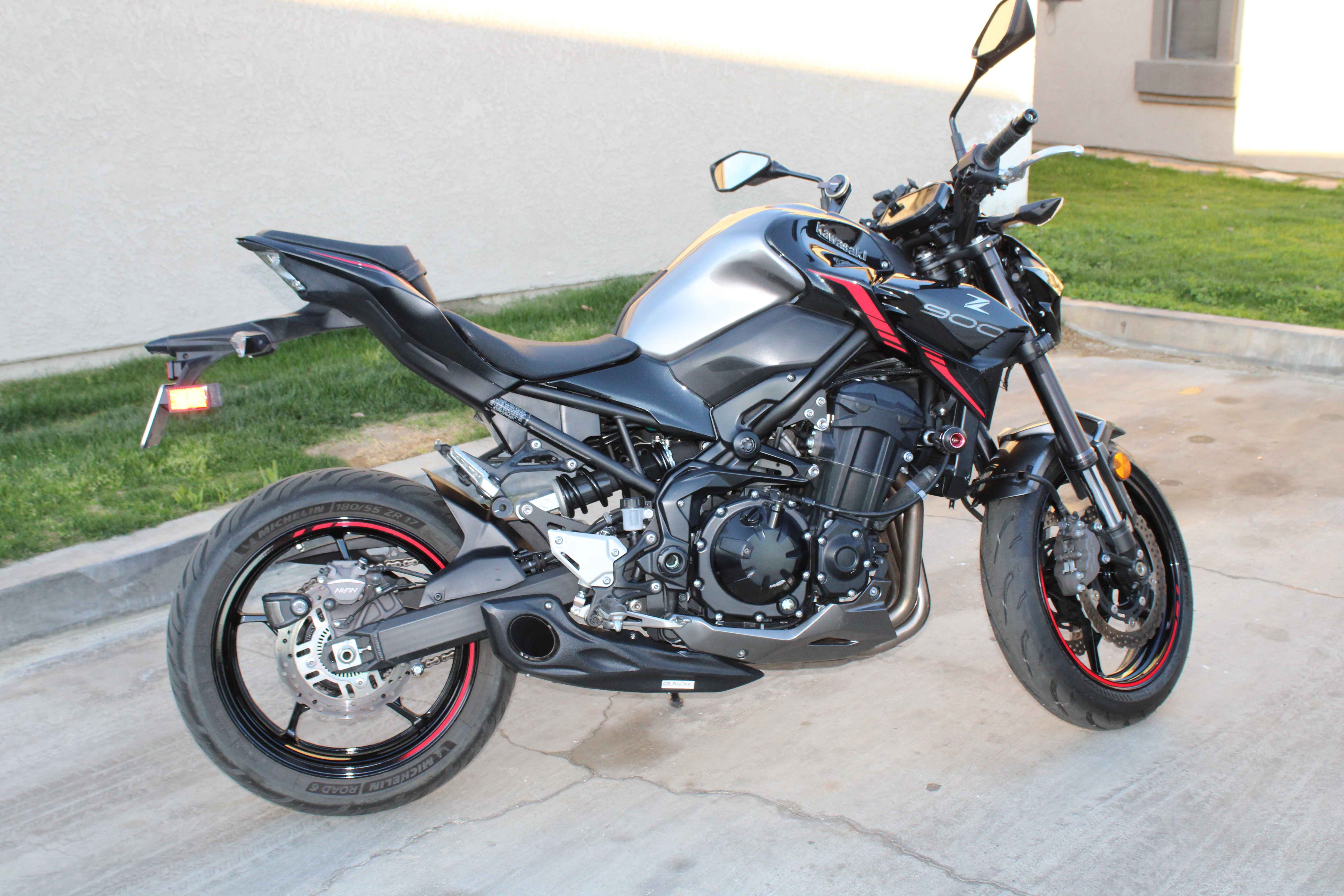 Kawasaki - Z900 /SE/R/RS CAFE (2017-on) - Procton Racing Rotational Impact System – Frame Sliders F1