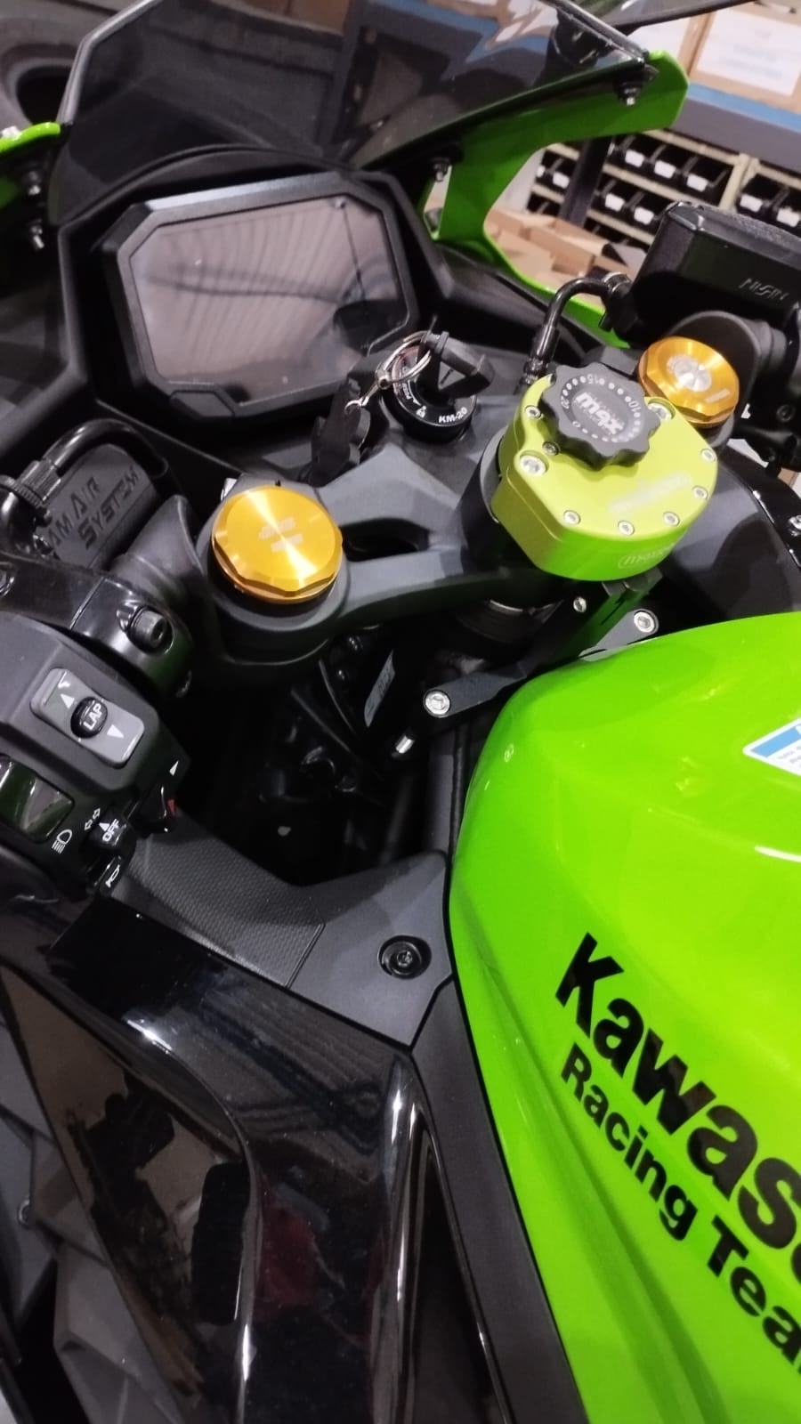 MaxRacing MAX20 Steering Damper - Kawasaki - ZX-4R / RR