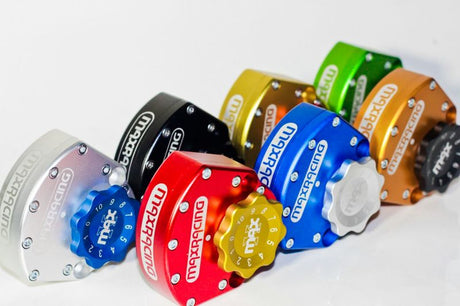 MaxRacing MAX20 Steering Damper - BMW - S1000RR (2010-2011) Base Color: Black Regulator Color: Black