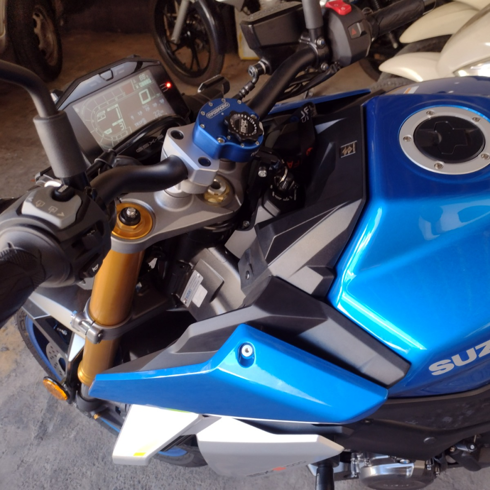 MaxRacing MAX20 Steering Damper for Suzuki