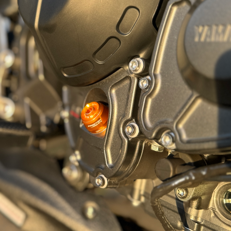 Procton Engine Oil Cap Yamaha MT-09 / SP | FZ-09 | XSR 900 | Tracer 9 | 900 | GT+ (2014-up)