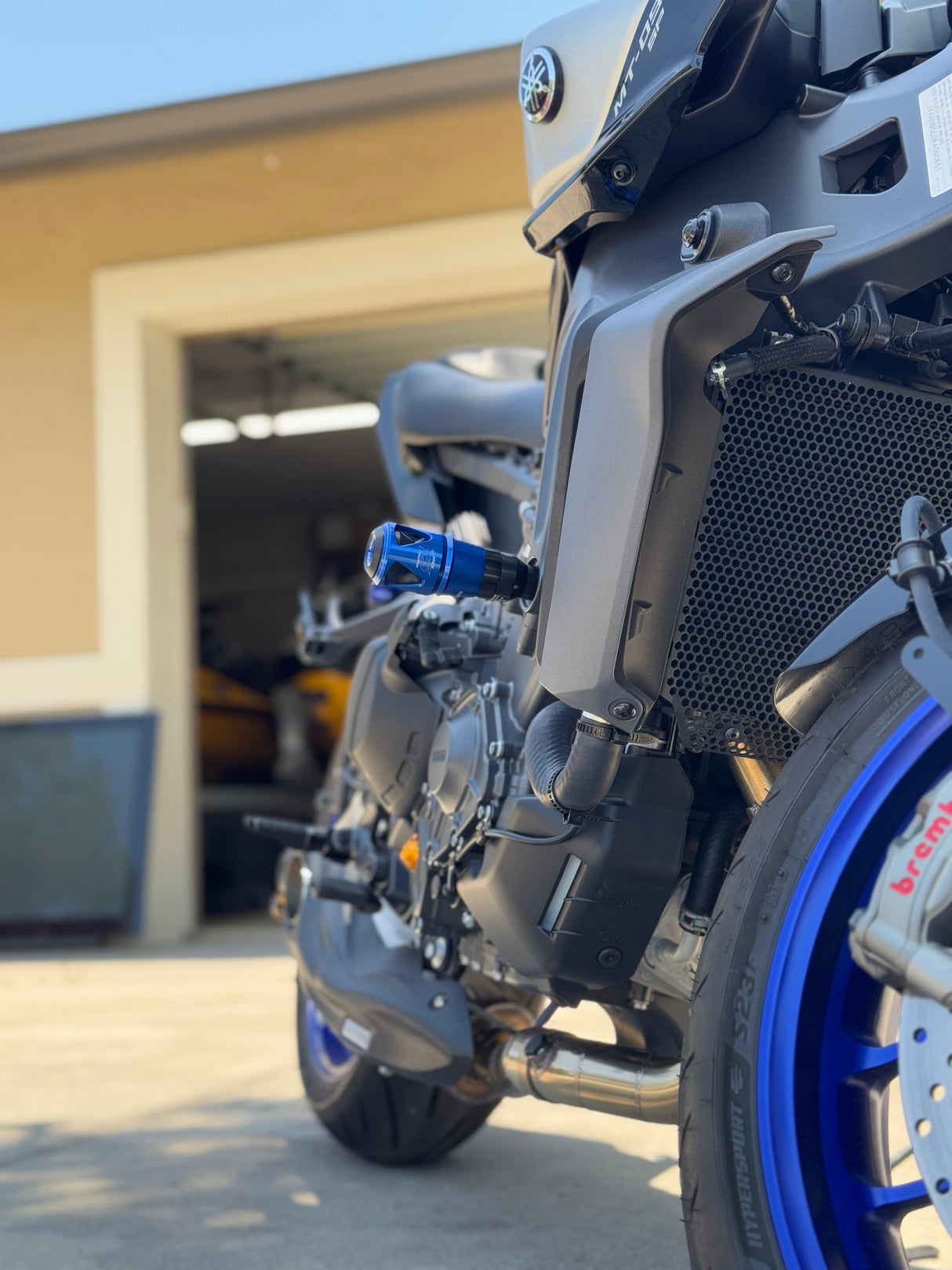 Procton S1 Frame Slider for Yamaha R3 (2025-on)