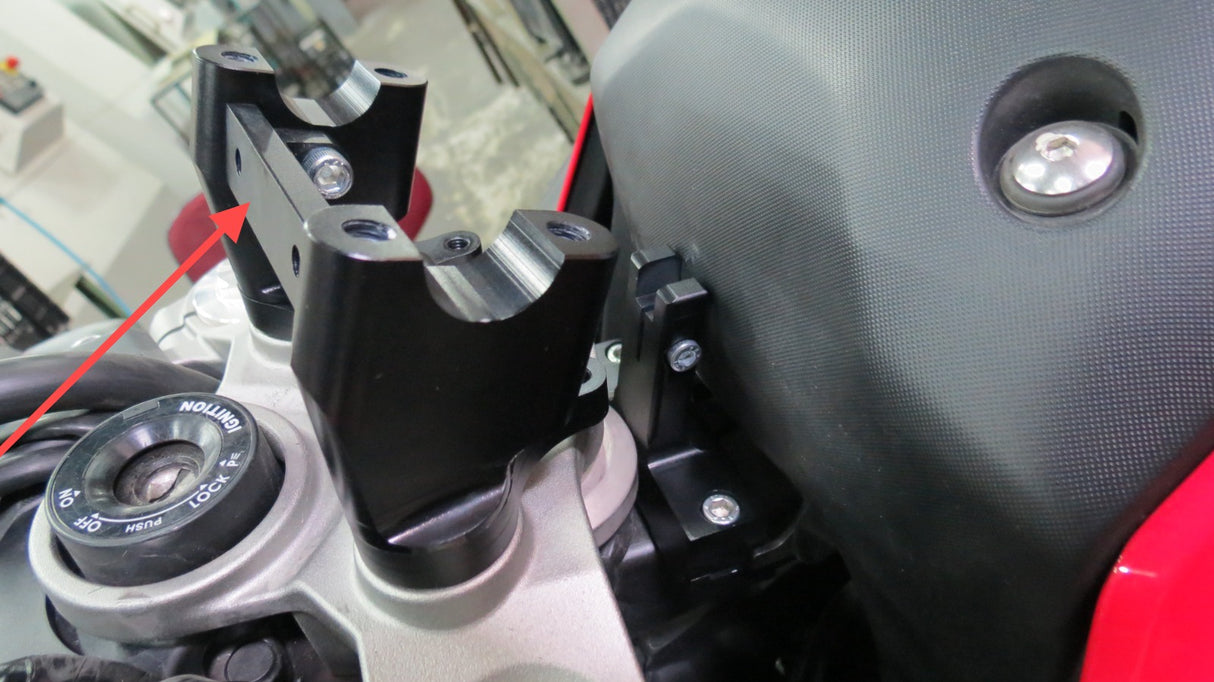 MaxRacing MAX20 Steering Damper - Yamaha - MT-07 (2014-2022) - TFT Dash