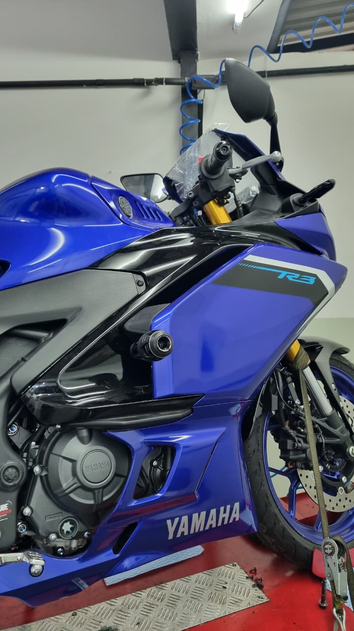 Yamaha R3 2025-on Procton Frame Slider F1