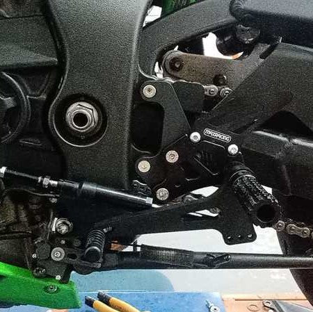 MaxRacing Rearsets - Kawasaki - ZX-10R (2010 and Older)