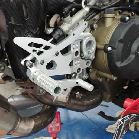 MaxRacing Rearsets - Ducati - Panigale V4